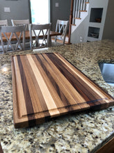 Load image into Gallery viewer, Mixed Hardwood Cutting Board